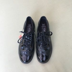 Mephisto black leather sneakers with soft air tech